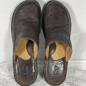 BORN Marley Soft Brown Leather Studded Clogs Slip On Womens Size 6
